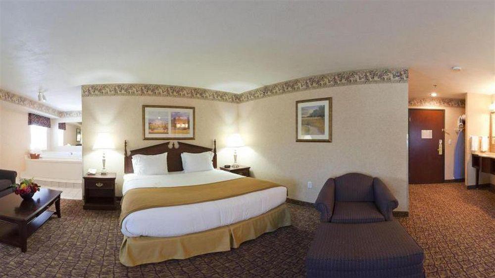 Holiday Inn Express Wenatchee By Ihg Bagian luar foto