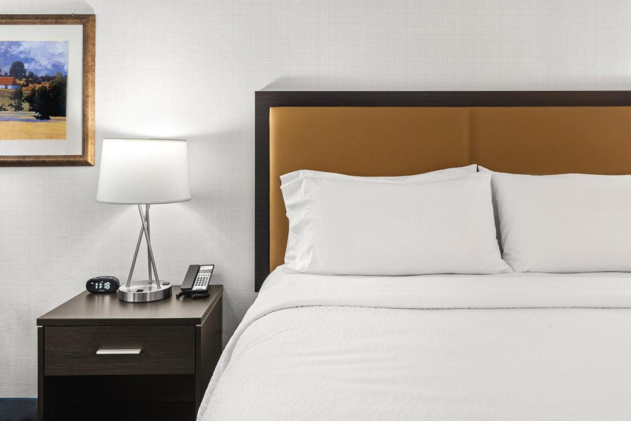 Holiday Inn Express Wenatchee By Ihg Bagian luar foto