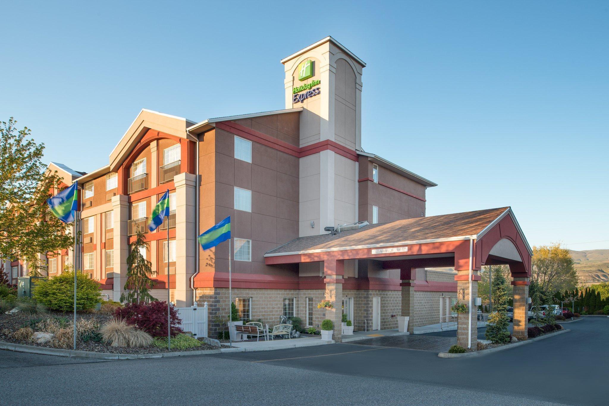 Holiday Inn Express Wenatchee By Ihg Bagian luar foto