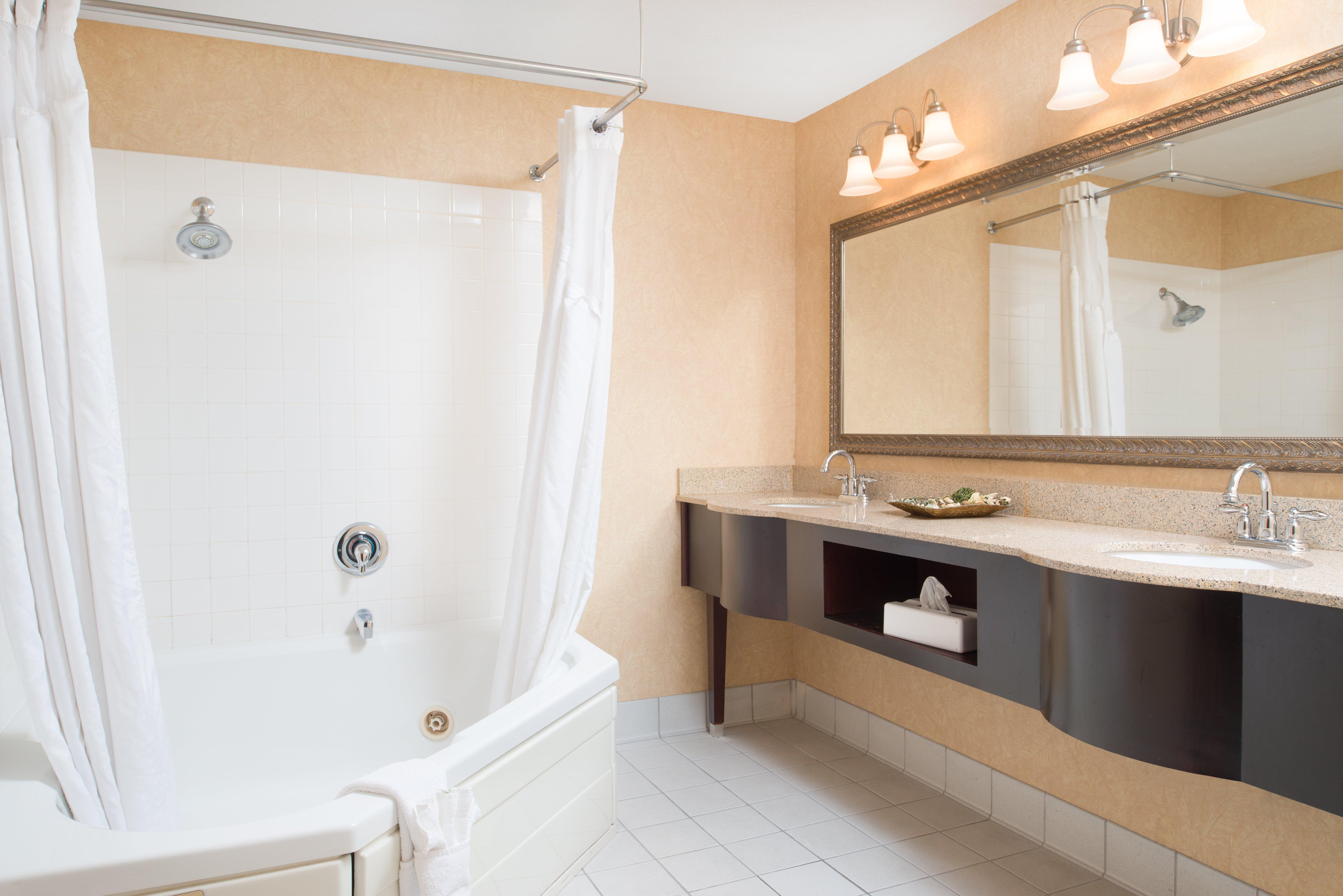 Holiday Inn Express Wenatchee By Ihg Bagian luar foto