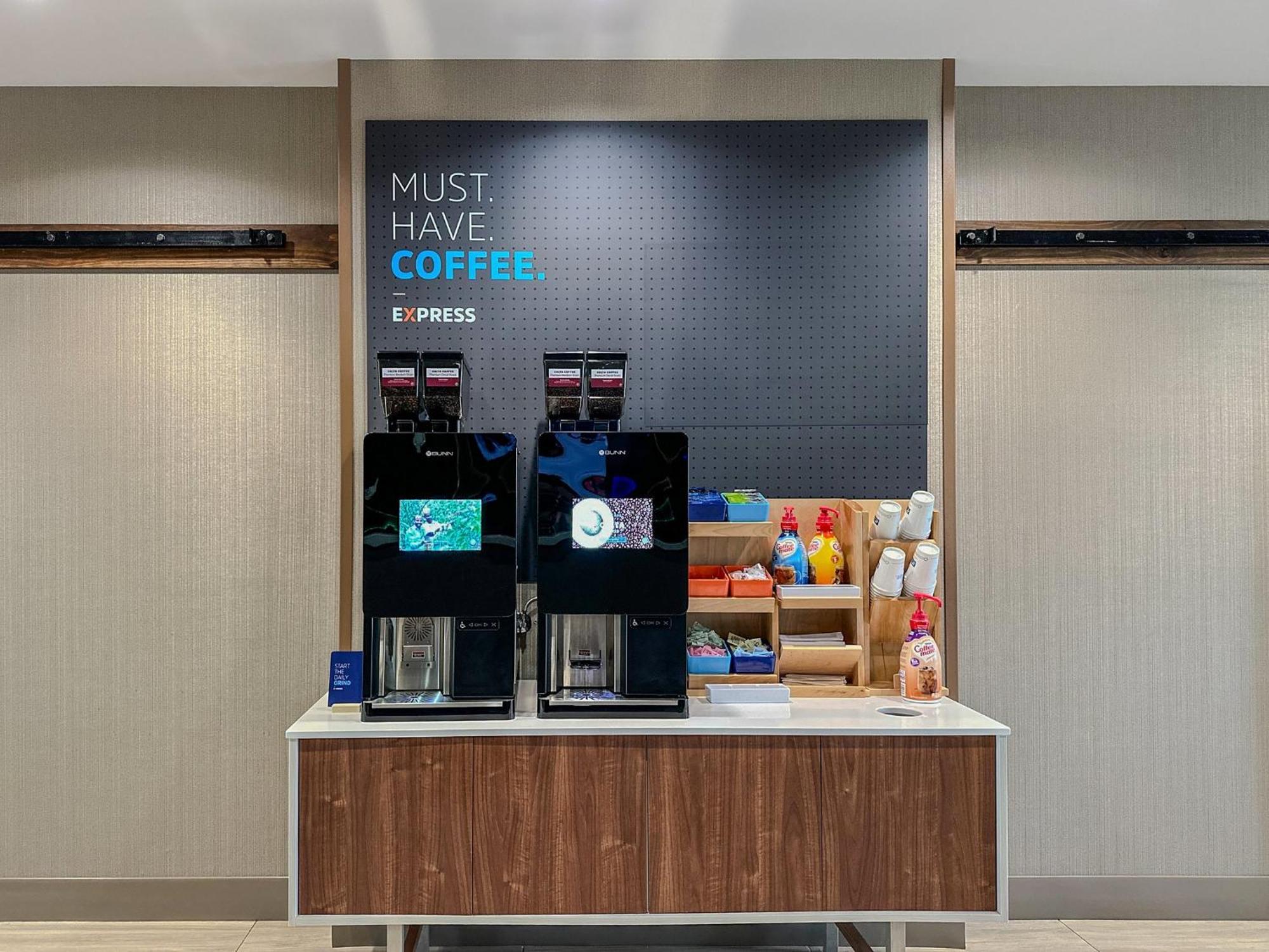 Holiday Inn Express Wenatchee By Ihg Bagian luar foto